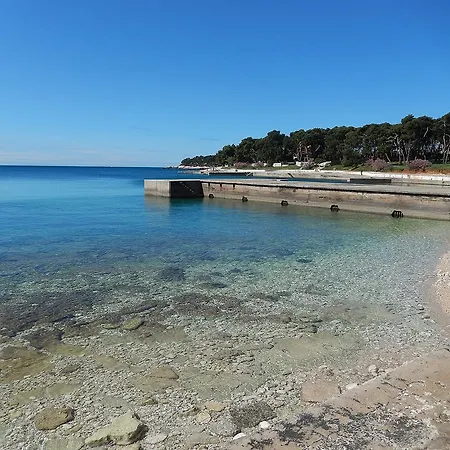 Nera * Pula
