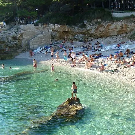Nera * Pula