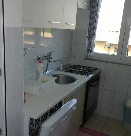 Nera Apartment *