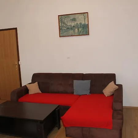 Nera Pula